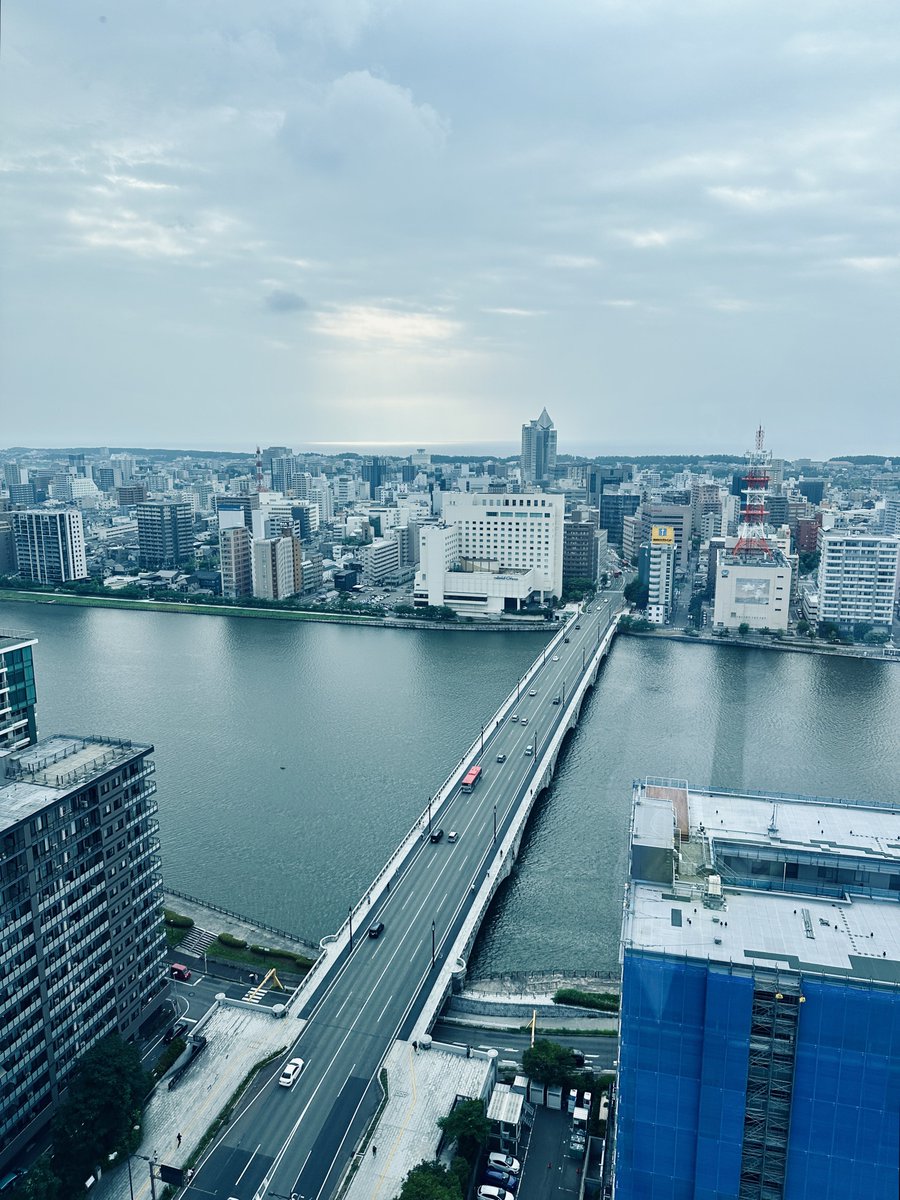 新潟という世界は、「新潟県」のイメージの延長線で「新潟市」を考えて