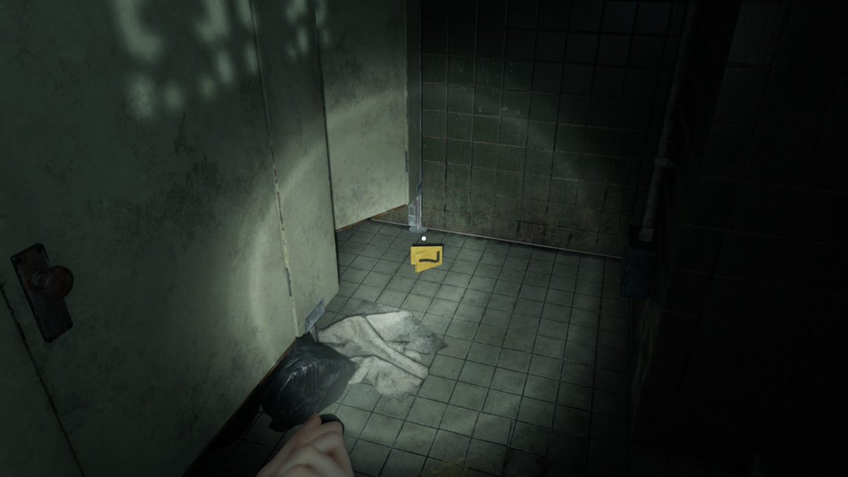 played a bit of #ResidentEvilRequiem before I head to bed....first impressions so far: