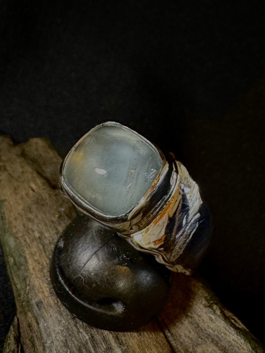 ARMSsilverworks's tweet image. オーダー頂いた！エメラルドと
アクアまり〜ん😅のリング
アクア‼️デッカいんです
#ARMS
#リフォーム
armssilver.com