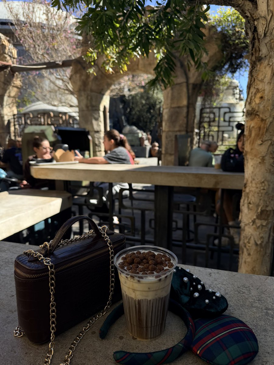 Tricydime's tweet photo. cold brew addiction 🤎 https://t.co/iqtdRxHaEg