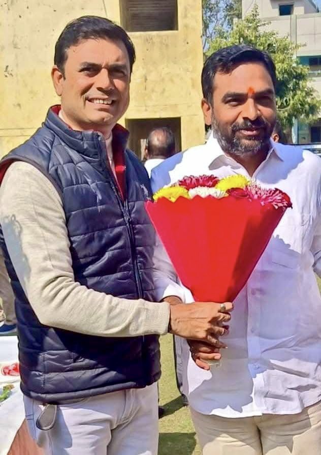 तुग़लक़ाबाद विधानसभा के युवा दिलों की धड़कन, राष्ट्रवाद के प्रतीक, <a href="/BJP4Delhi/">BJP Delhi</a> के ओजस्वी प्रदेश प्रवक्ता, हमारे भाई श्री <a href="/vikrambidhuri/">Vikram Bidhuri 🇮🇳(Modi ka Parivar)</a> जी को यौम ए विलादत की पुरखुलूस मुबारकबाद!!
ख़ुदा से दुआ है आप सेहत व सलामती के साथ तवील उम्र पाएं, कामयाबी आपके कदम चूमें !!
#HBDVikramBidhuri