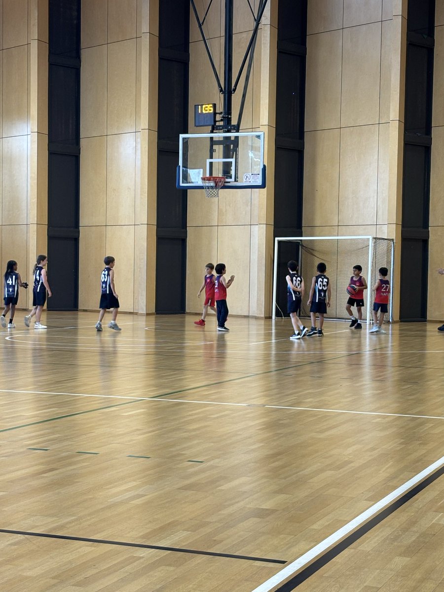 TramLuongpt's tweet photo. Back on the court after a long break β but it wasnβt the comeback they hoped for. A tough loss tonight, but the grind never stops. πͺπ #BounceBack #NextGameStronger #basketball https://t.co/UQe2E0Ty0R