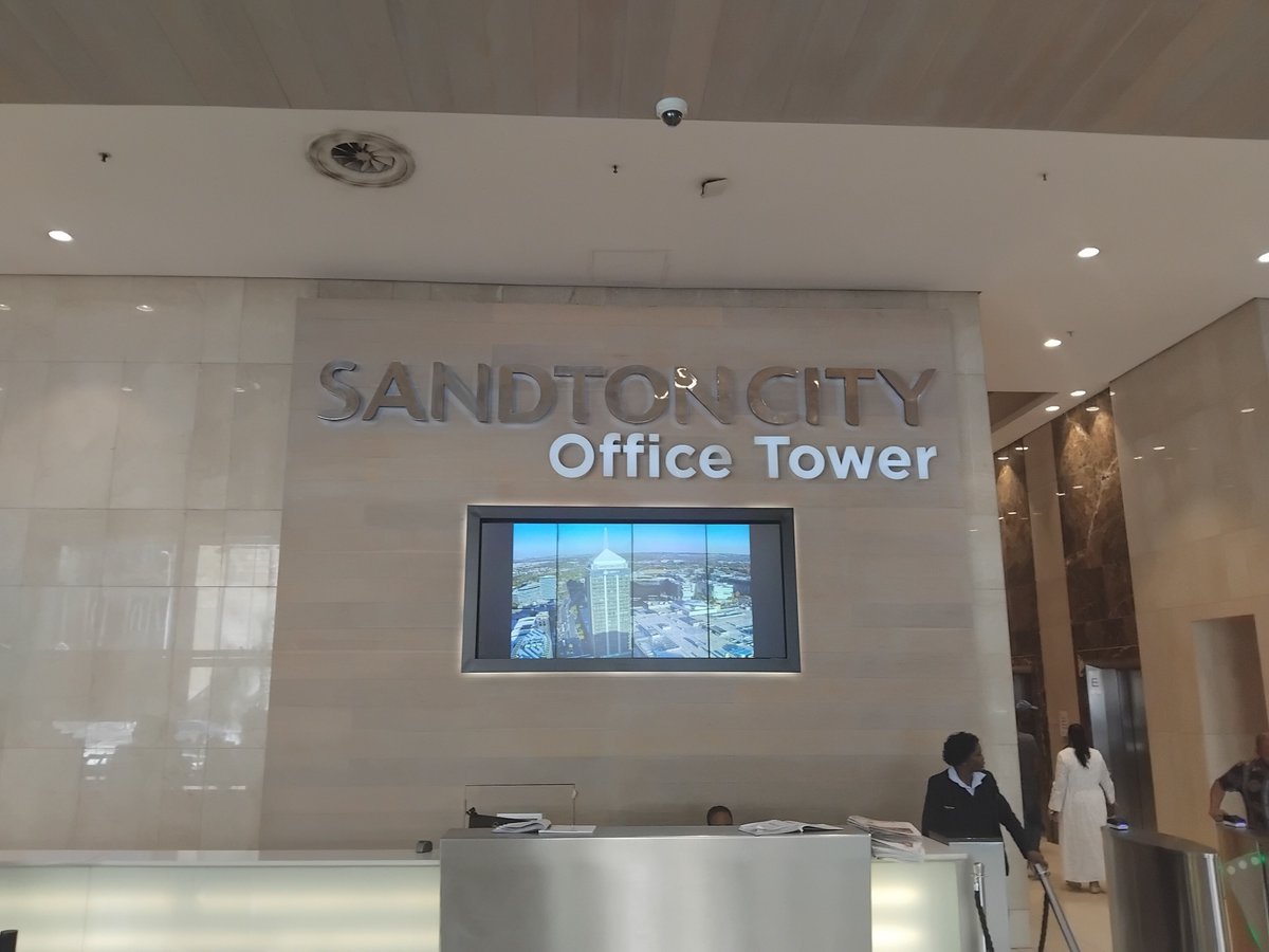 On Wednesday, I met my #American friend Brian Carl Brown <a href="/zzyzzo/">Brian Carl Brown</a> after more than 10 years at <a href="/SandtonCity/">Sandton City</a>, and he reminded me when we were the top #LinkedInLIONS in #Africa. If you need a #businesscoach or #mentor to rapidly expand your business, reach out to him at +27835470511