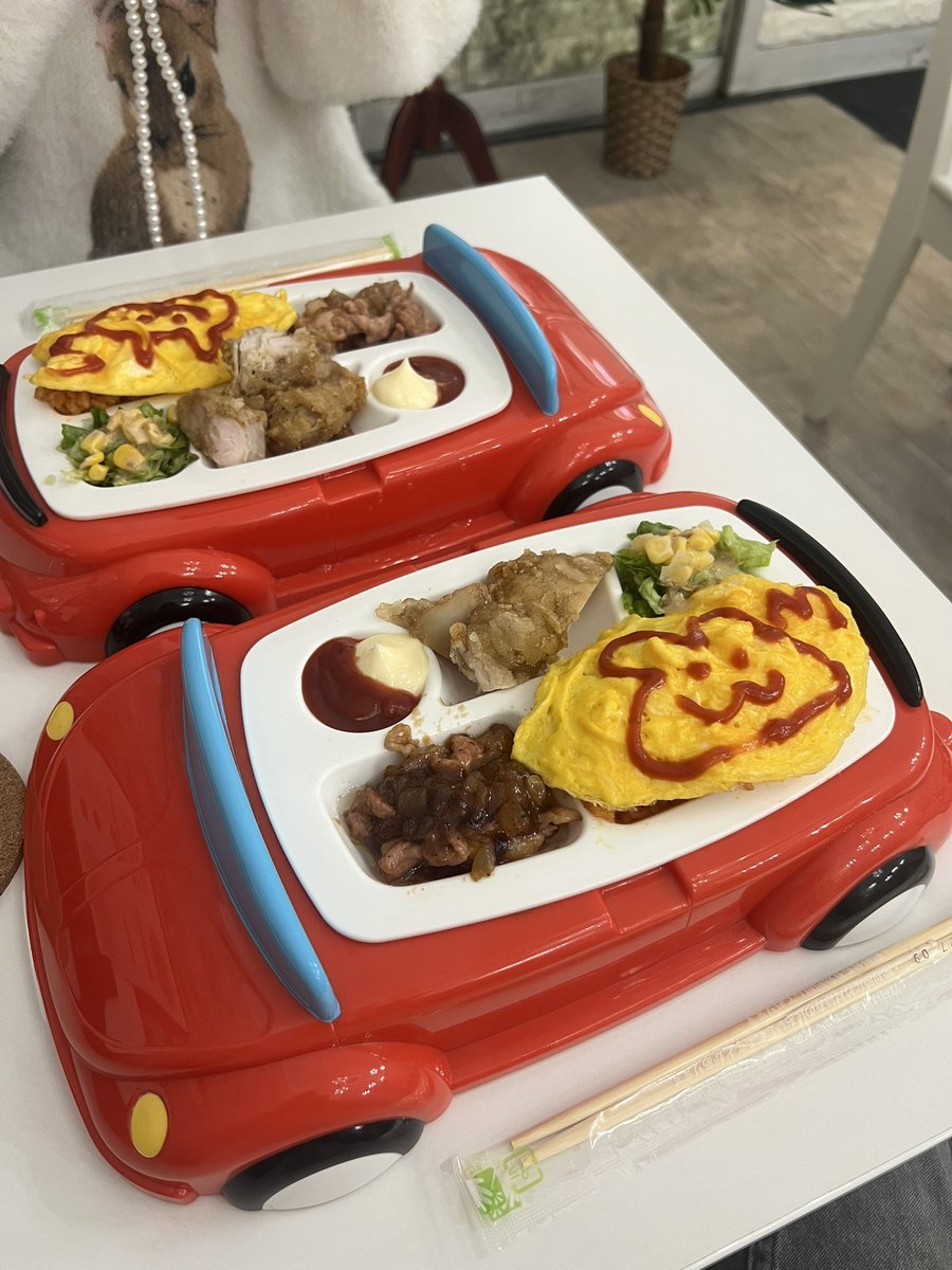 さきと大人のお子様ランチ食べにきた🚗³₃ 美味しかった～！オムライス