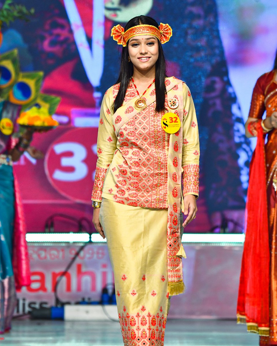 It wasn’t just style, it was personality shining through.
For more info, follow us on:
Facebook: facebook.com/kiitnanhipari/#
Instagram: instagram.com/kiit_nanhi_par…
#KIITNanhiPariSilverJubilee #KIITNanhipari25Years #SilverJubilee #Nanhipari25Years #SilverJubileeCelebration