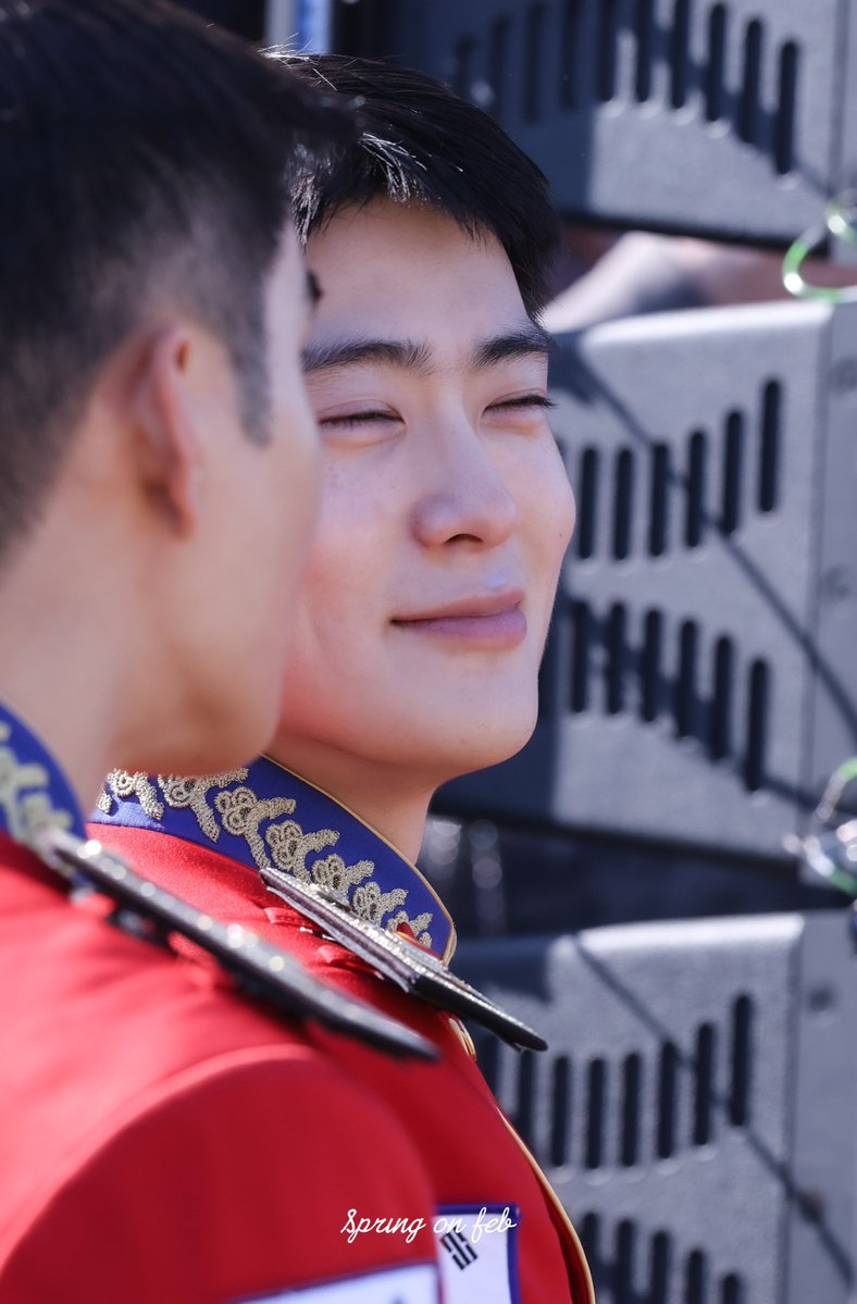 260227 육사 졸업식
병장님의 여유
#재현 #JAEHYUN #정윤오