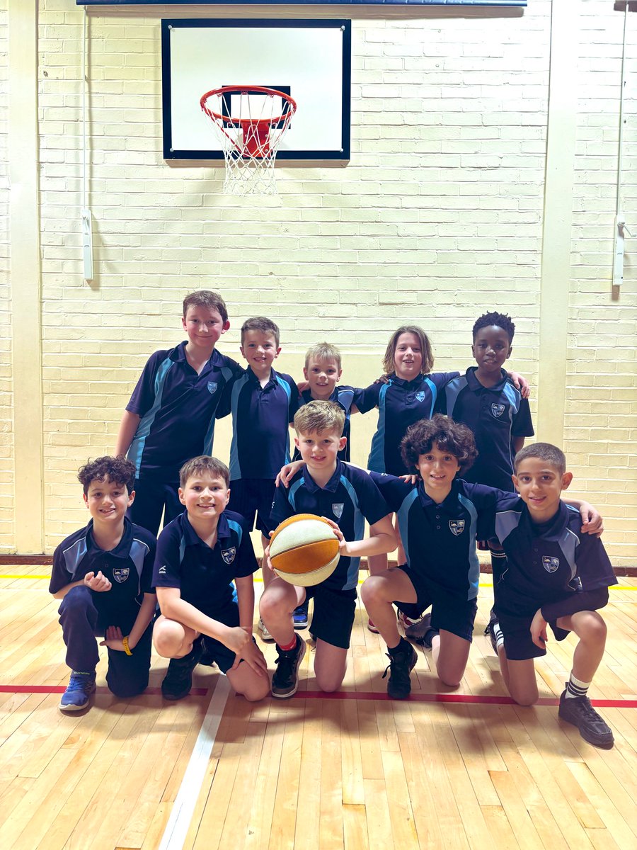 Laura Hardy tweet media