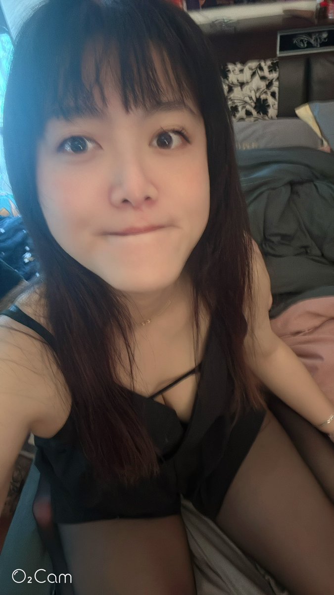 a89757g's tweet photo. @swaglive_zh，我們來玩四人行👉點我追蹤我進來看看吧 @joyce1218 https://t.co/enX1S4e8Dk