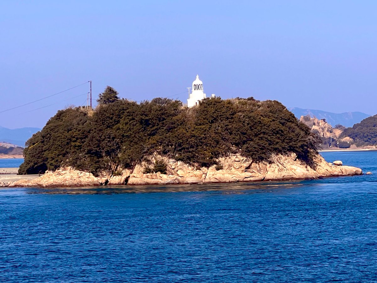 灯台がある小島もジオラマにしてみたい情景のひとつ