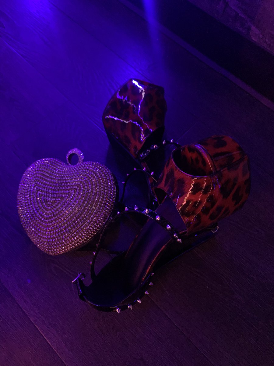 ____dej's tweet photo. 🎈 https://t.co/56HOyofRLY