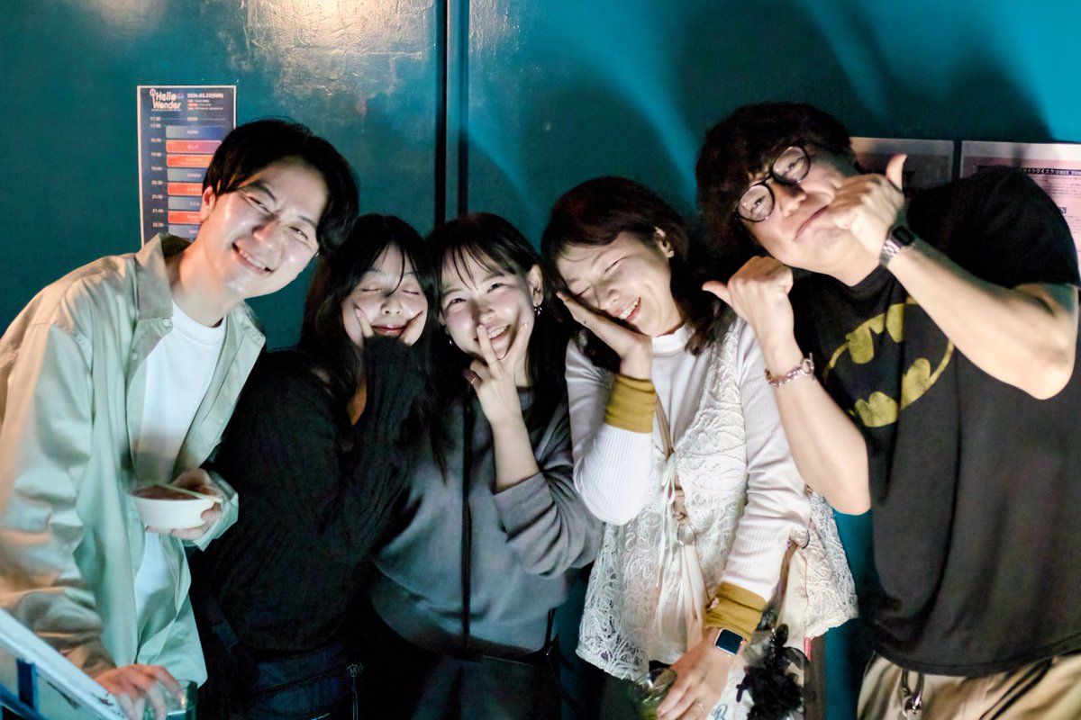 Hello Wonder tweet media