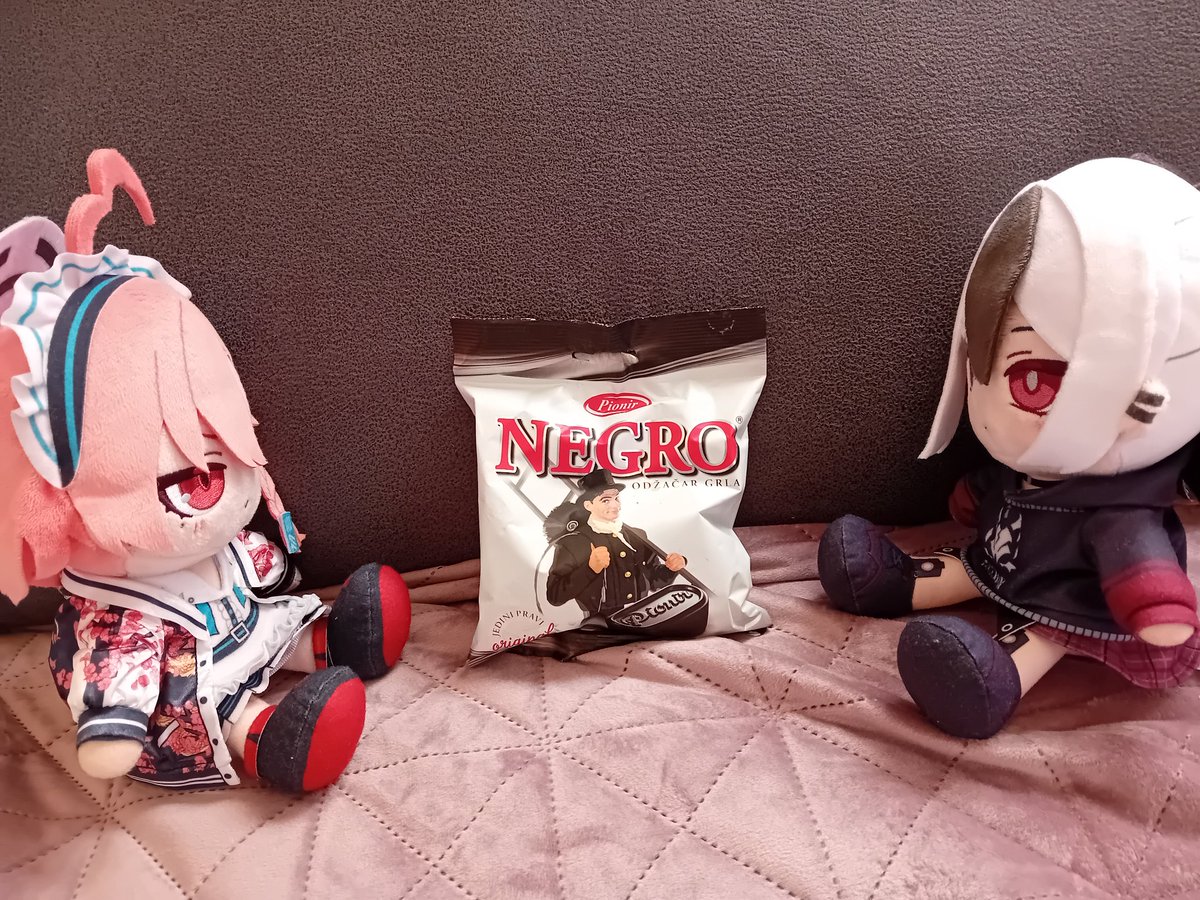 The momoid got the girls some candy... I got a feeling that the momoid mixed something up and meant to send this to Karin...