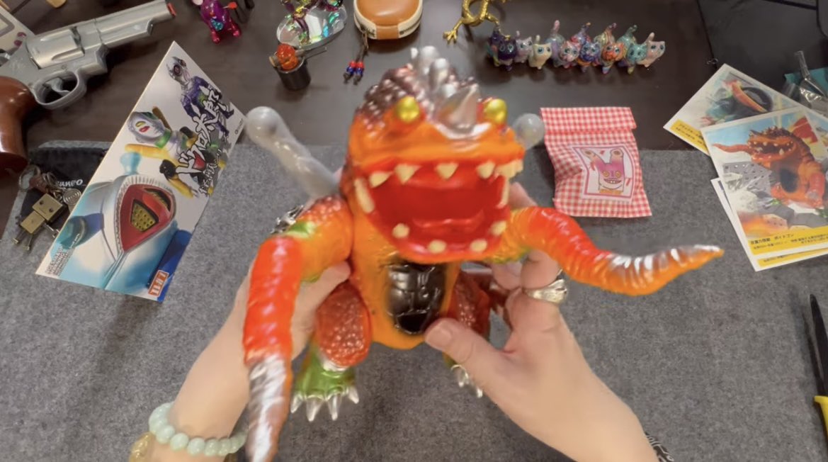 エレガブ　反重力怪獣ボイドゴン　オリジナルソフビ怪獣