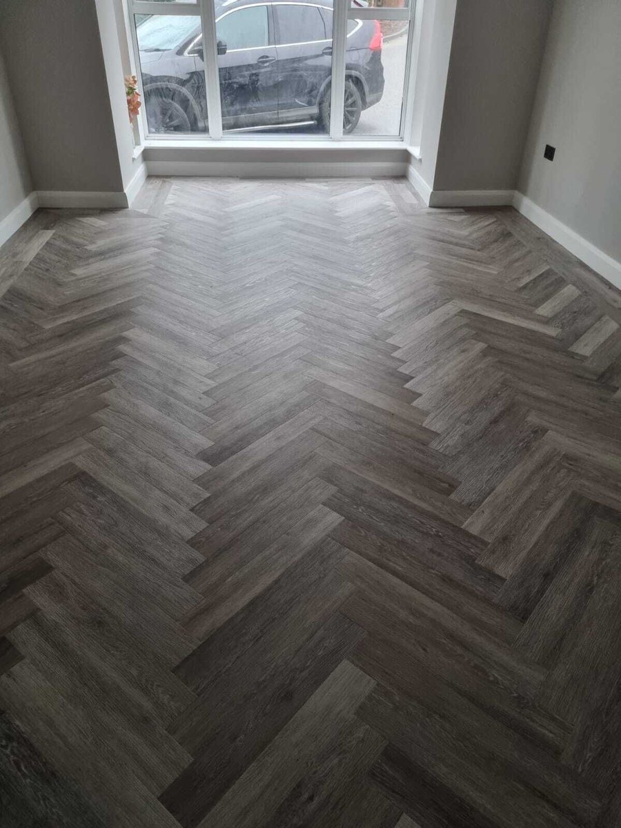 Check out this beautiful home....🧡 
👉 our expert trades people transforming homes.
👉 get in touch for your quote today! 

#expertise #experience #carpets #carpetfitting #freemeasuring #carpetsale #carpetshop #shoplocal #supportlocal #buythebest #interiors #newrooms #Blackpool