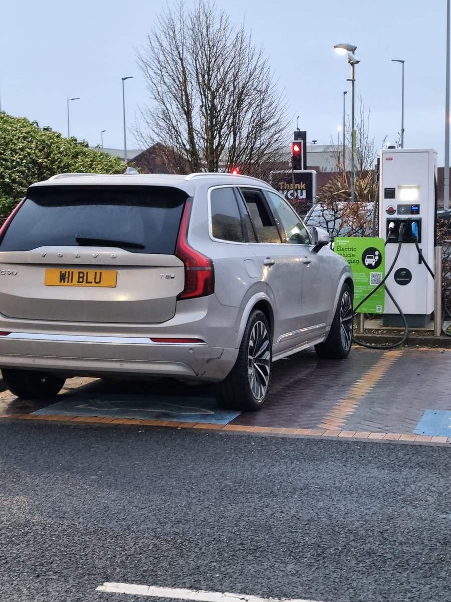 old tea drinker tweet media