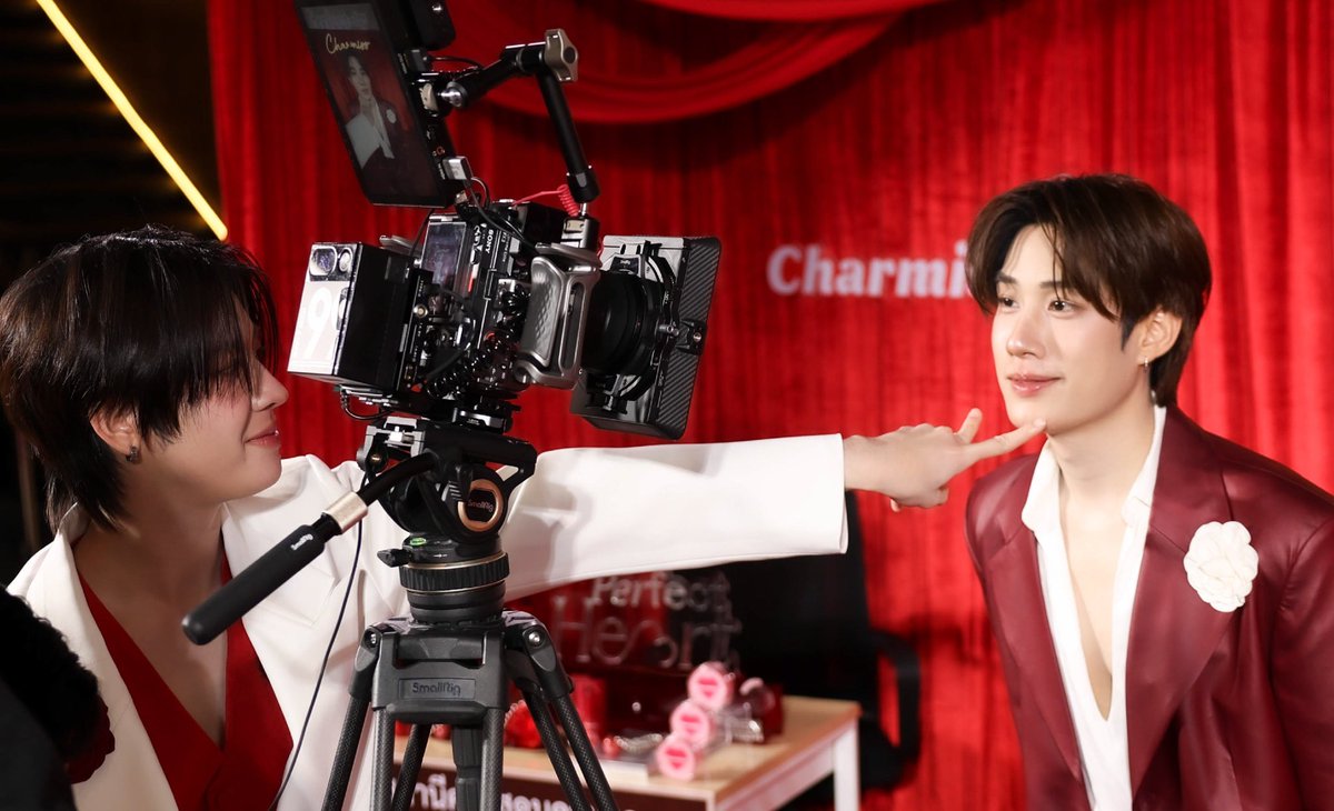 ไปทำตาแป๋วใส่น้อง น่ารักกกก 🥺