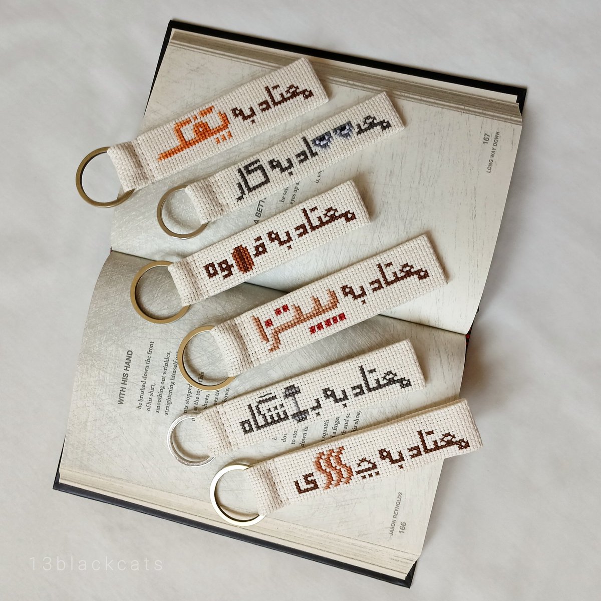 سیزده گربه سیاه 🐈‍⬛ tweet media