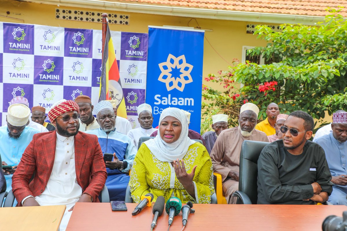 Njjerumedia's tweet photo. The, SPA-ONC @ChiefMuzzukulu, met Muslim leaders & announced the upcoming launch of TAMINI General Insurance under @salaambank_ug.
The launch will be marked by a grand Mass Iftar Dinner in Kampala, with Yoweri Kaguta Museveni as Chief Guest.
#ONCUpdates #TAMINIInsurance https://t.co/wkKgWGjLqm