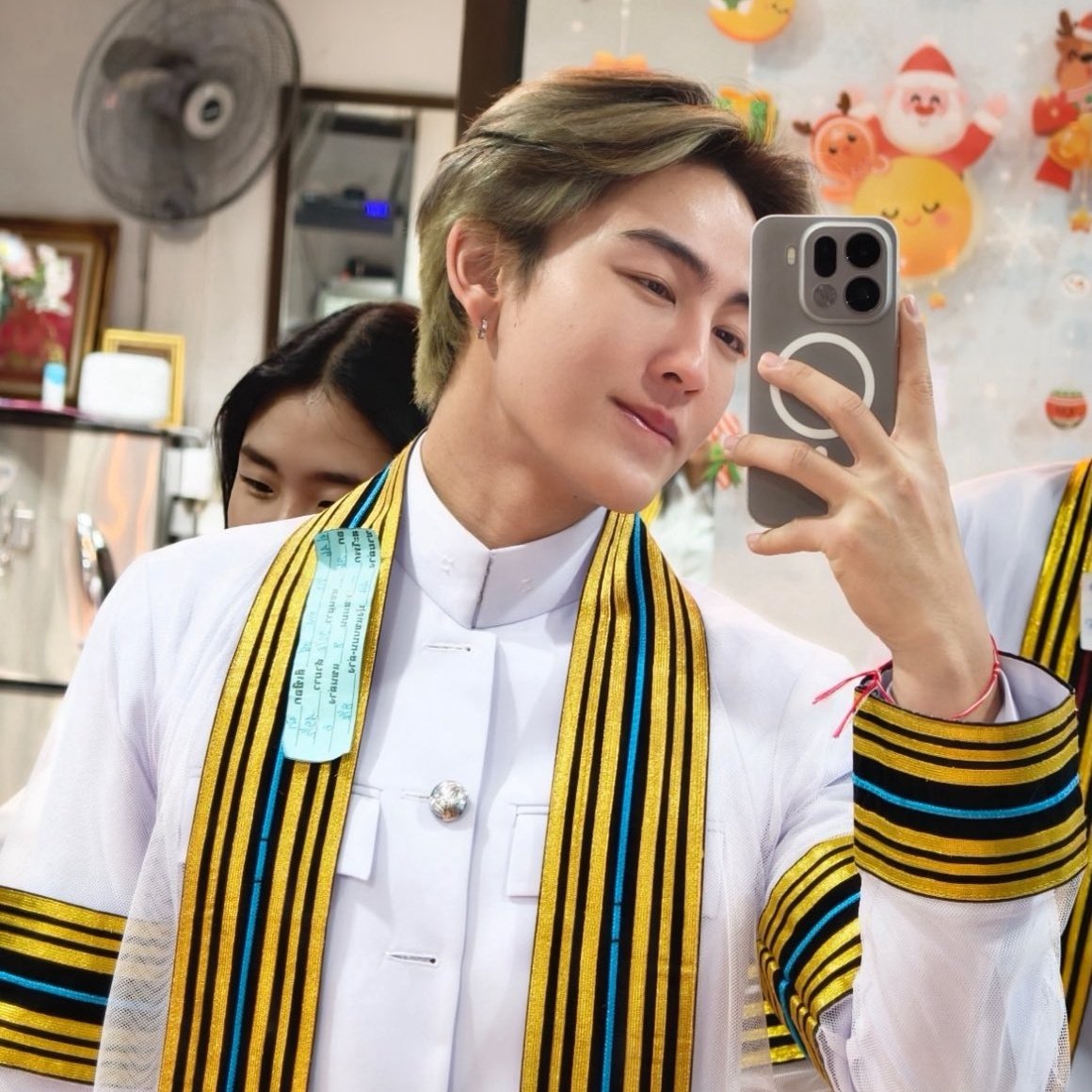 กลัวไอจั๋งร้องไห้เพราะฮ้าทเรียนจบปริญญาอ่ะ