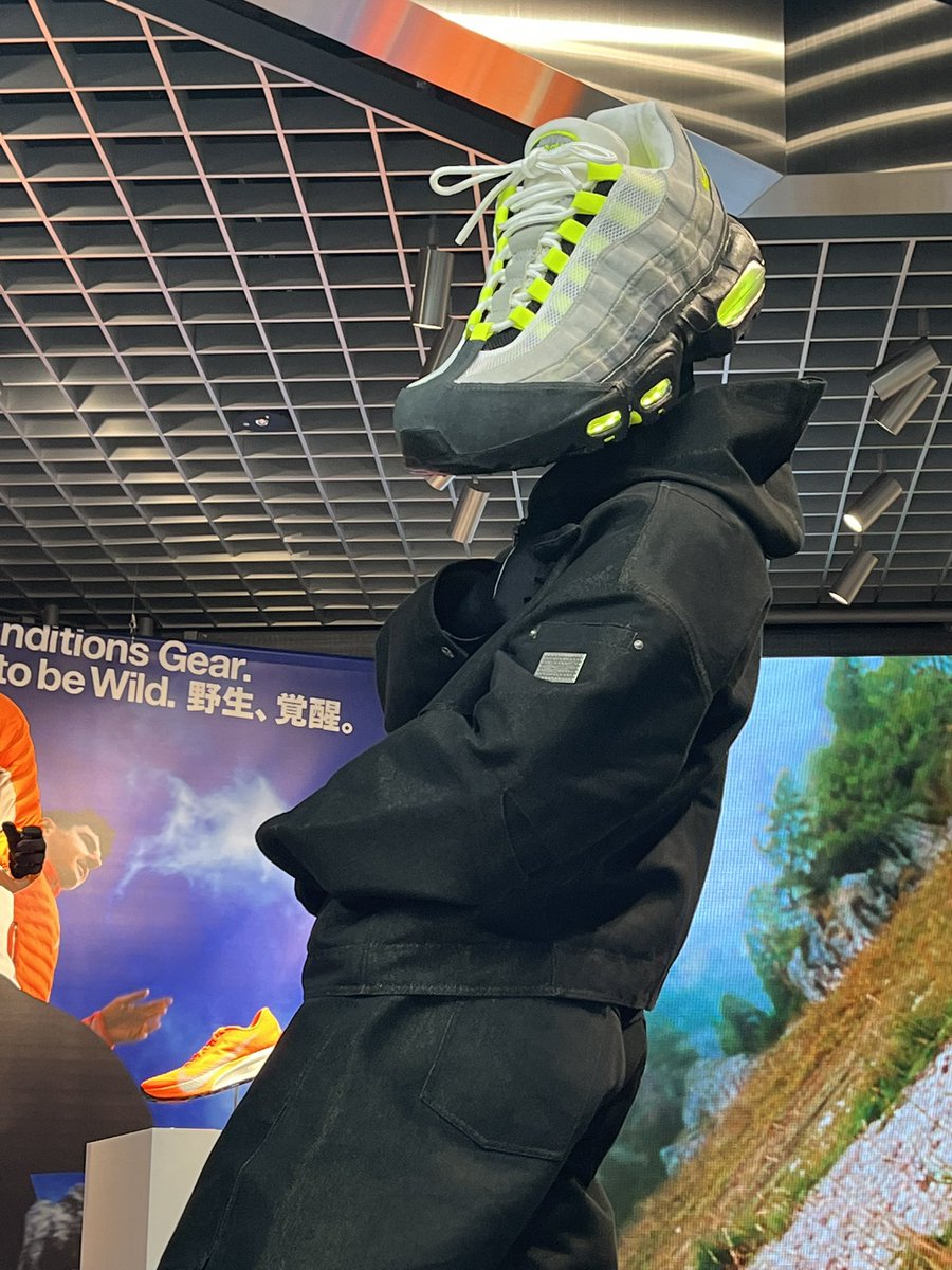 techno_ri_ken's tweet photo. エアマックスマン https://t.co/Gk4zDtpJov