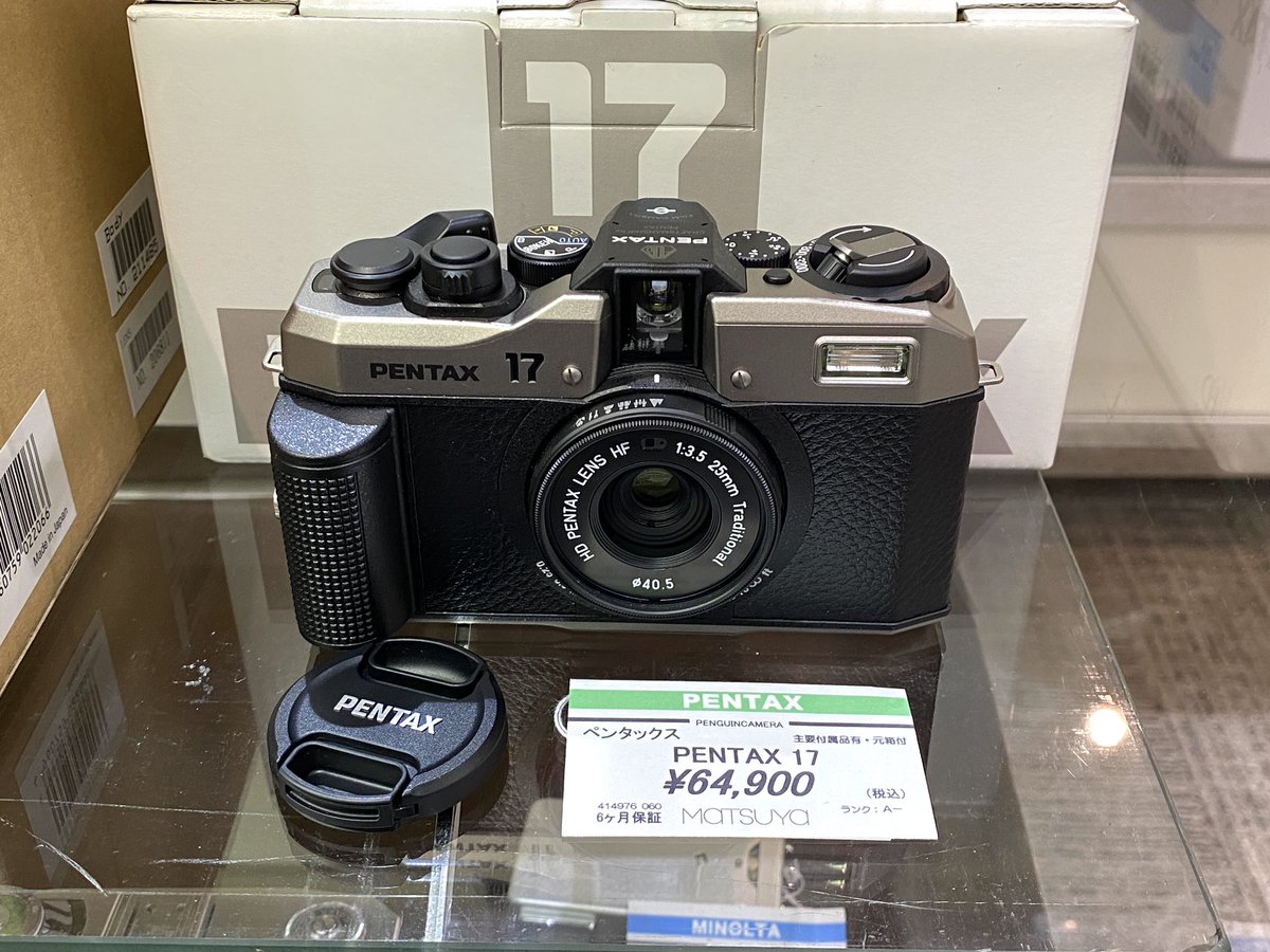 📷【第54回 世界の中古カメラ市】 ペンギンカメラのブースです