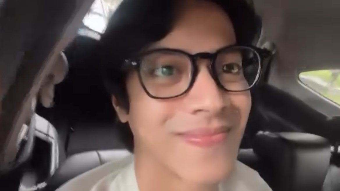 sals ◜◡◝ tweet media