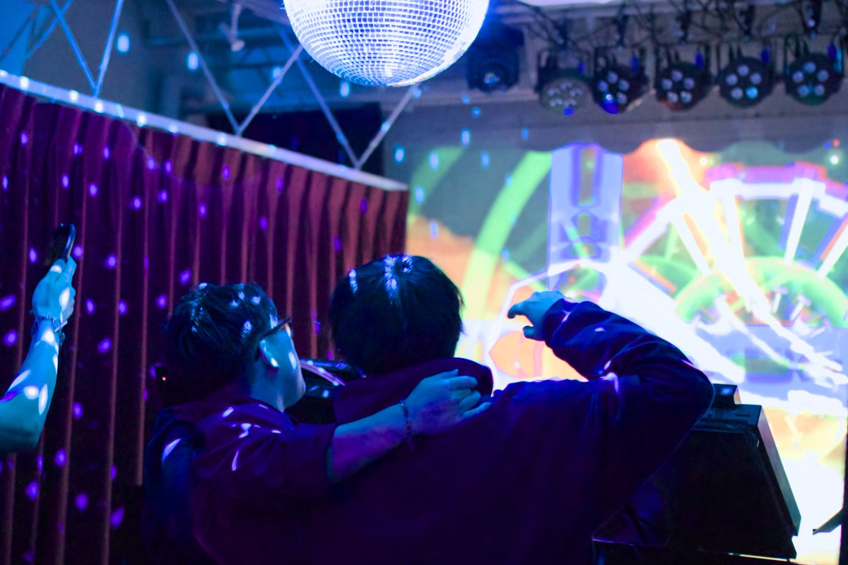 Hello Wonder tweet media