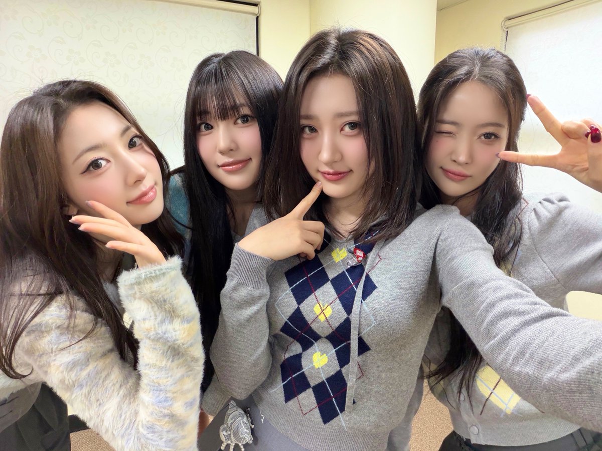 [📷] 260227 2026 ONE FORCE

◠◠◠◠◠◠◠୨♡୧◠◠◠◠◠◠◠
    오늘의 짱이키 🫡🩵
◡◡◡◡◡◡◡୨♡୧◡◡◡◡◡◡◡

#H1KEY #하이키 #ハイキー
#GORUN