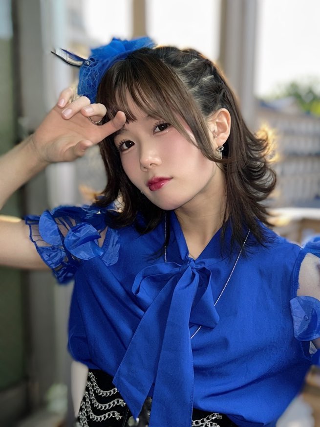 sera_365_'s tweet photo. 自己紹介します！ #拡散希望 

- ̗̀  𝐩𝐫𝐨𝐟𝐢𝐥𝐞   ̖́-
💙いのうえせら 21歳
💙音楽専門卒 🎹と🎸弾けるSSW
💙各種サブスクで自作曲聴けちゃう👀
💙BlueSpikeグランプリ最優秀賞✨️
💙ジョジョの奇妙な冒険🫶🫶🫶

4月で活動1年になる  #アイドル です！今日のうちのリプにお返事します✨️⬇️ https://t.co/y81GqZvPcT