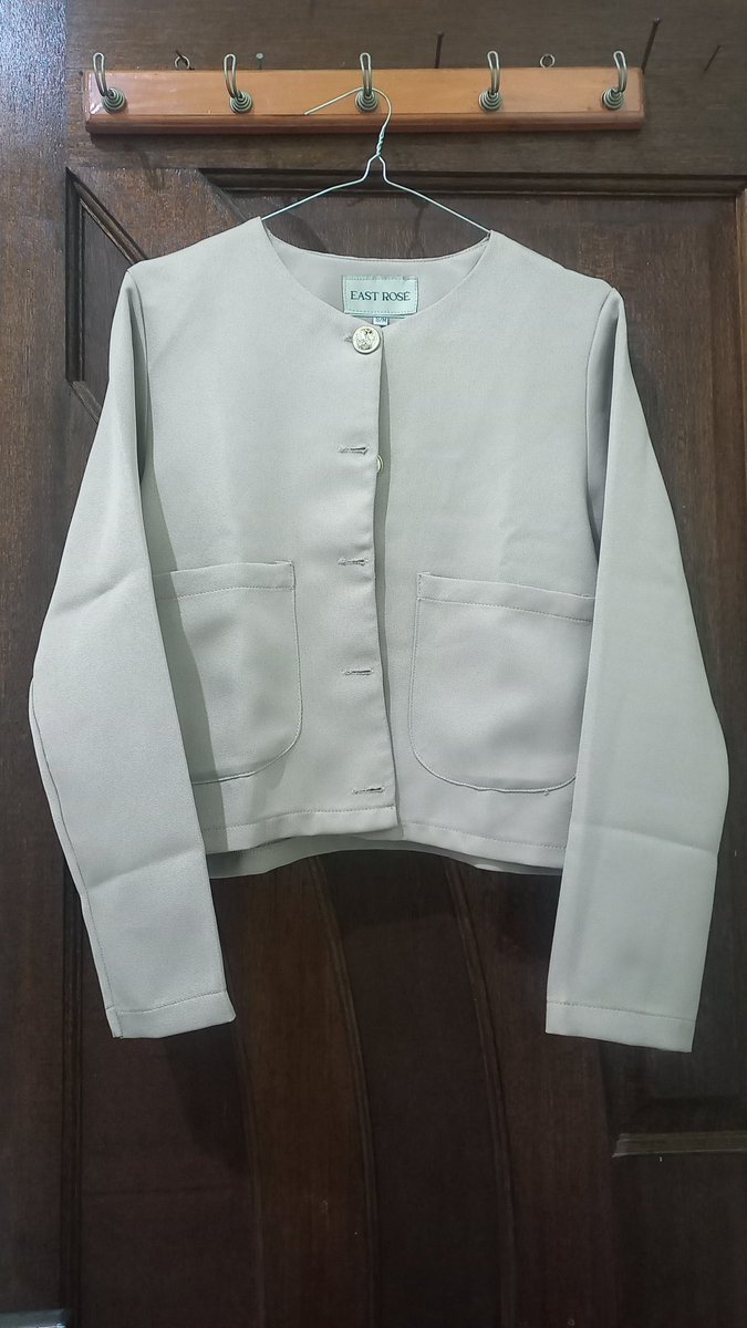 nona εїз tweet media