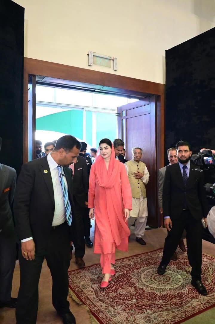 Resham Saleem🇵🇰🐅 tweet media