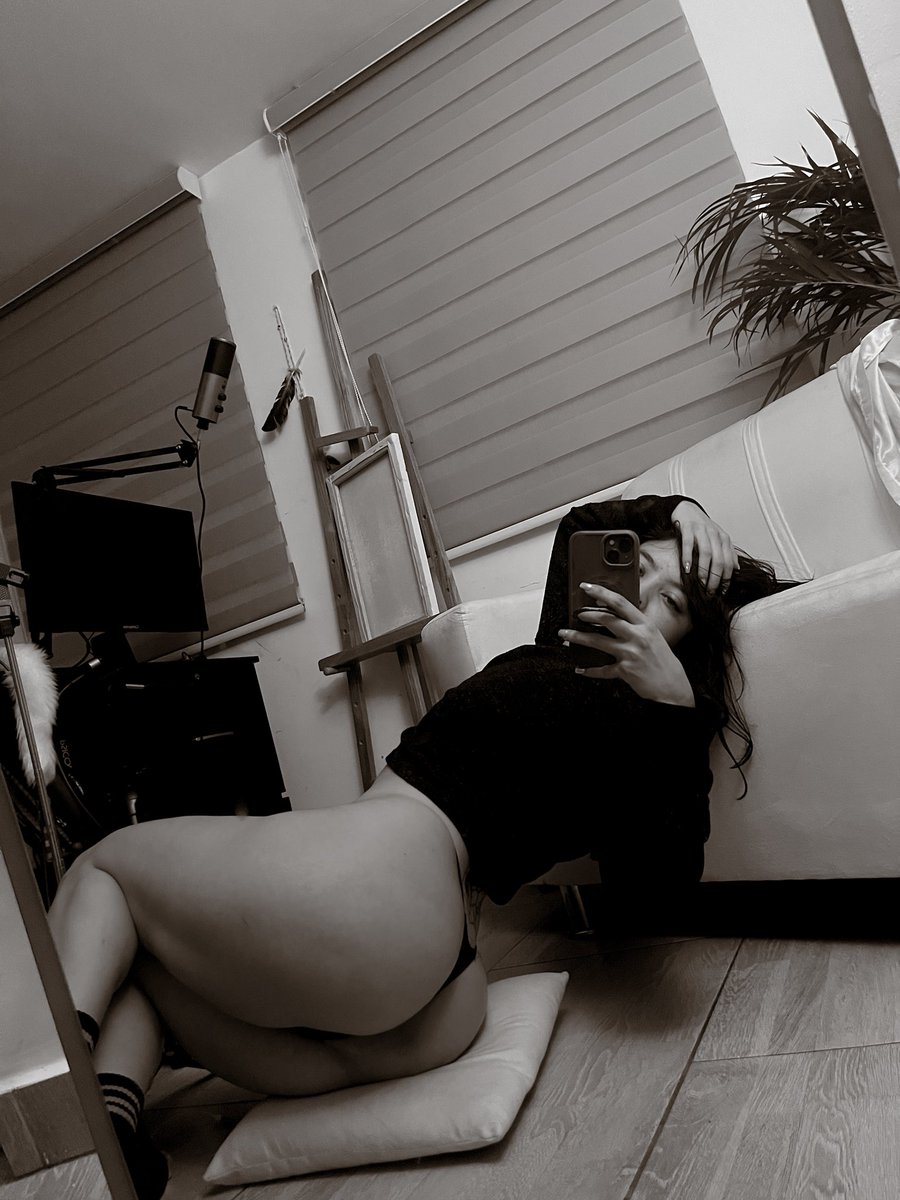 Eliana tweet media