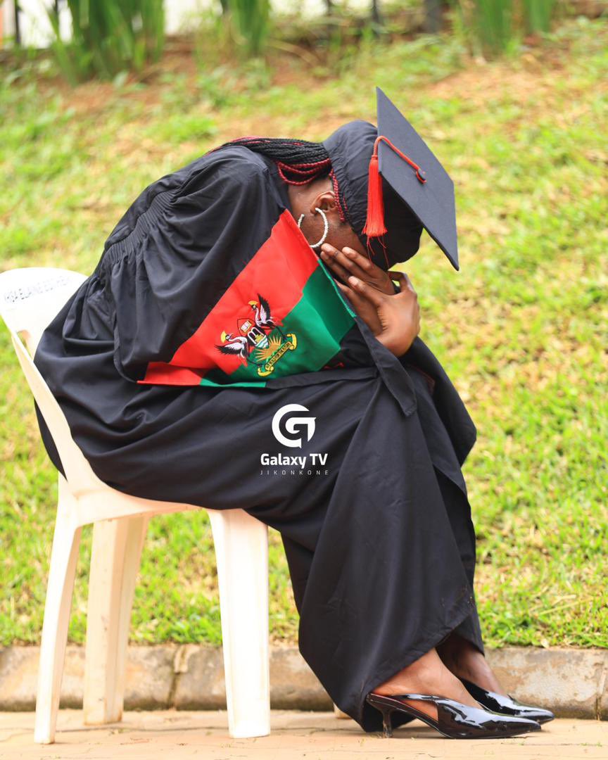 kamykakeneth's tweet photo. Your the leaders of tomorrow. It's now after graduation🎓. What next! https://t.co/UHcRlQ78EF