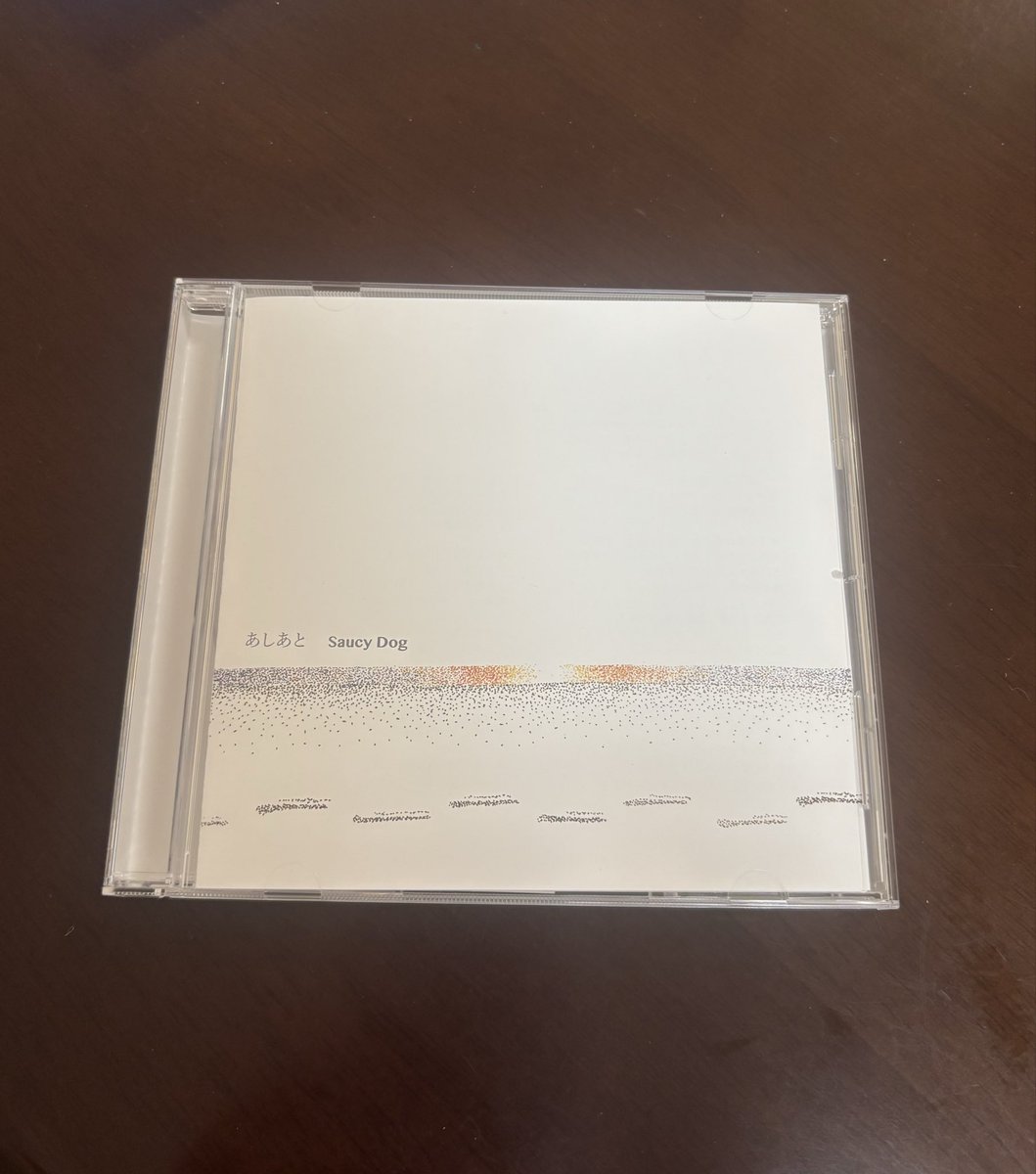 com84468030's tweet photo. SaucyDogお休み期間
サウシー不足につき、持ってなかった廃盤CD【あしあと】を入手

『呼吸』を聴いたことなかったので✨ https://t.co/PdAnxPUawL