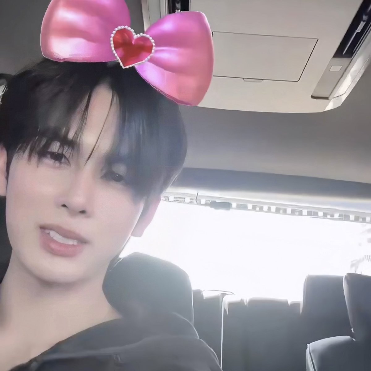 boo. 🍒 tweet media