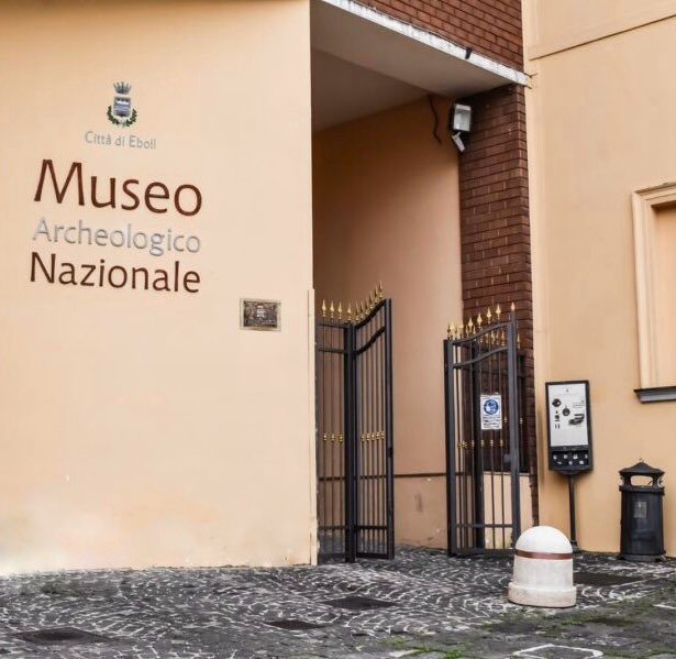 Antdef22's tweet photo. @Museo_Eboli @CarmelaCusmai @MiC_Italia @museicampania @bcm_girolamini @MuseoCalatia @Olimpia07522322 @Relycat16 @SandjLorenzon @Tiziana_Lot @MelpomeniSamara Finalmente il 1º marzo ritorna #domenicaalmuseo, l’evento più atteso del mese, per scoprire gratuitamente le meraviglie archeologiche del ManES. 🏛️🆓 https://t.co/9nfVdbbHIO