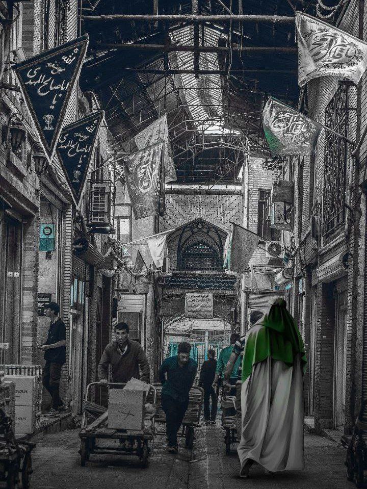 امام زمان (عج) :
براى تعجيل در فرج بسيار دعا كنيد
که در فرج من فرج شما نيز هست...

اَللّهُـمَّ عَجِّلْ لِوَلِیِّكَ الْفَـرَجَ