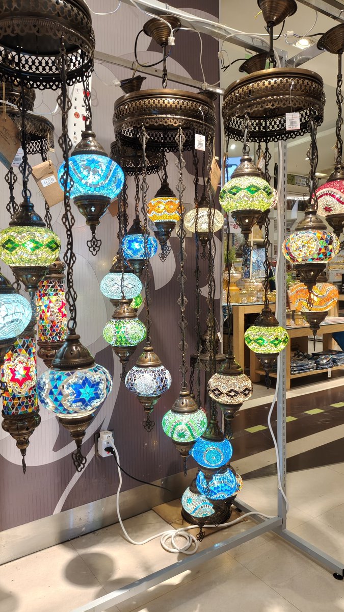 Raya is coming, time to give your home a glow up ✨
Find your décor at 5F, #SOGOKL