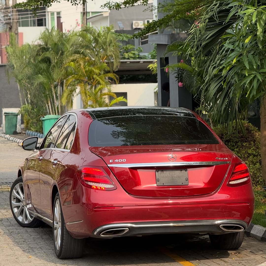 girlsMum1's tweet photo. God did!!!!! 
Big Congratulations to me. A 27 year old car owner. It can only be God💃💃💃💃
Being able to finally purchase my dream car with my hard earned money feels surreal 🥰🥰 https://t.co/OSrdxyPT9W