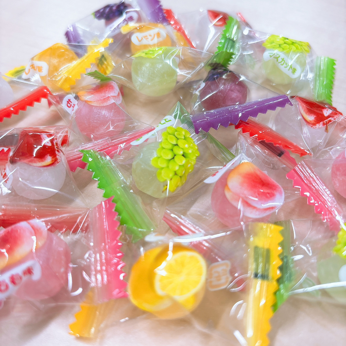 🍬ちいさなフルーツ飴 ＼ 小粒で果物の味がぎゅっと凝縮🌟 レモン