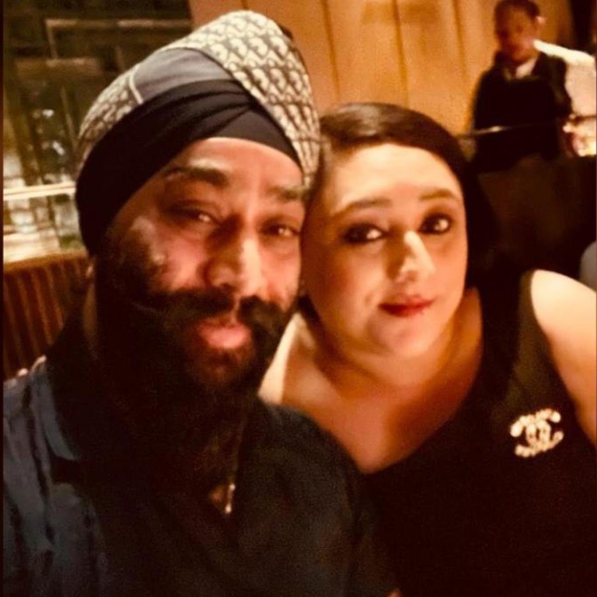 Kapoors <a href="/kingkapoor72/">Harman Singh Kapoor</a> and <a href="/kapoorkhushi31/">Khushi Harman Kapoor</a> are living definition of Saval Lakh se ek Ladau. 

ABSOLUTE Shame on Sikh community of UK for not taking a stand with them for not serving Halal Food, at this point Sikh community of UK is nothing less than lambs that are waiting to get