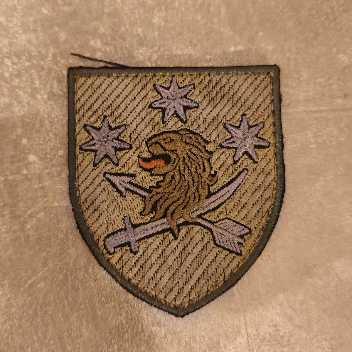 DoggoCat95's tweet photo. It’s #FiverFriday.

One fiver. One drone part closer.

The 157th Mechanized Brigade still needs $1470 for drone components — and better weather means better flying conditions. Let’s not waste that advantage.

🎟️ $5 = one ticket
🎁 Brigade patch raffle

Join in. 💙💛 https://t.co/QcMAP5FaGr