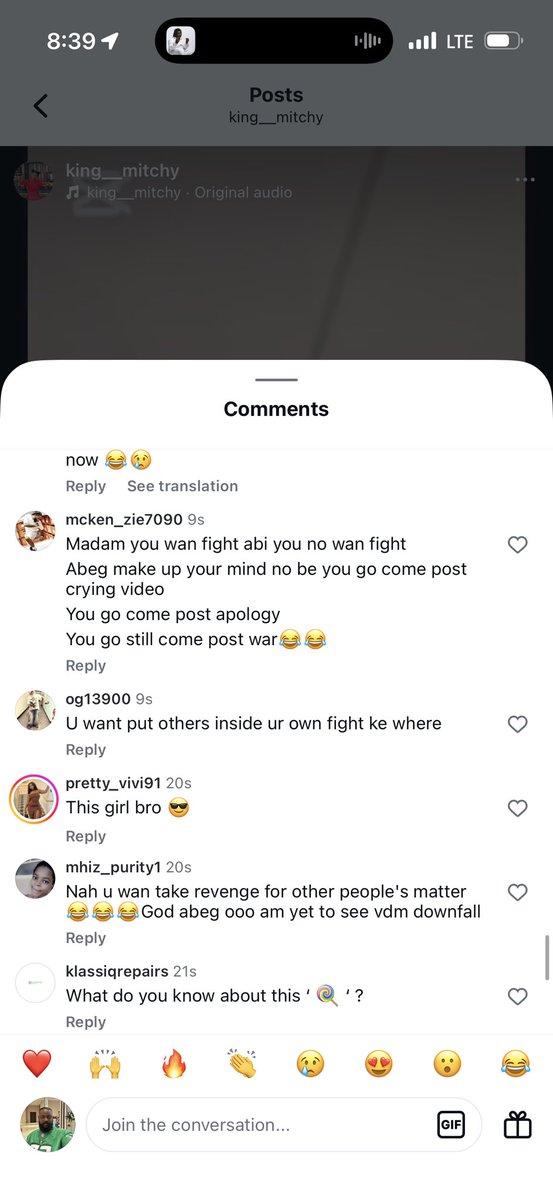 The comments under this post dey pami… one person say “this emoji no no say e go ever trend like this “ 🍭😭💔