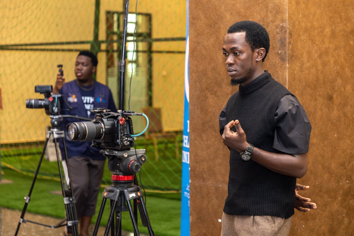 IMChallengeug's tweet photo. Every great journalist started somewhere. Our #nextgenjournalists started here.
Watch our #MediaFellowshipUG cohort go from workshop to live broadcast.
This year's program is in partnership with @EUinUG, @dw_akademie, @KasUganda, @segalfoundation & @ElevatePrize . https://t.co/2ghgJ75AUh