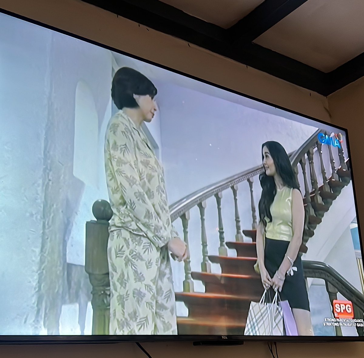 mariiagracii's tweet photo. tooo ba Thea ..

@GMADrama  @gmanetwork 

Kris Bernal as Thea
#HOLFallingApart https://t.co/BMXdvDX0MY