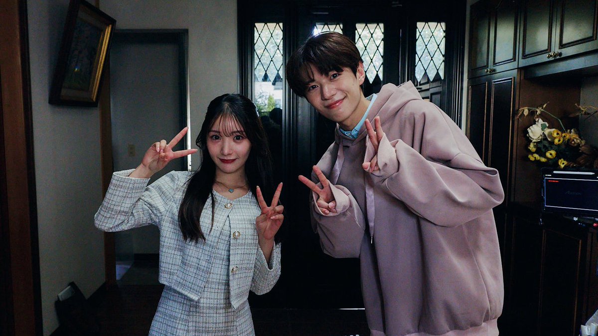 ◢◤￣ 第十話オフショット ＿◢◤

平和を取り戻した後で…🤝

#FOD にて全話見放題独占配信中⏳✨
▶️fod.fujitv.co.jp/title/10gn

ご感想は #ボネクワ感想 で教えてください💭

#ボネクワ #BLドラマ