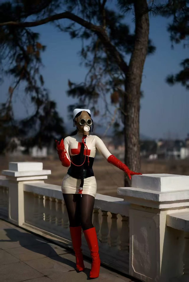 绮语S_Findom🖤 tweet media