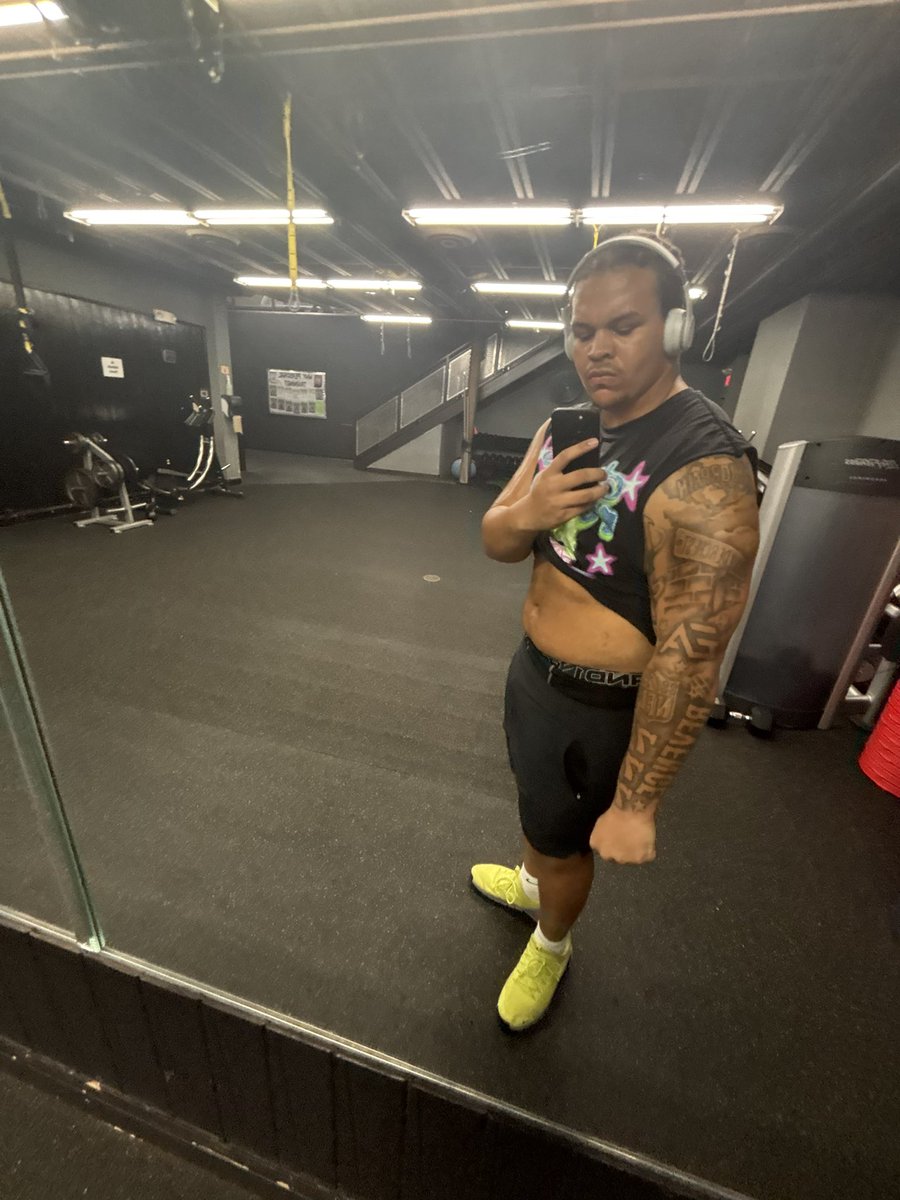 Treveon “Silverback” Campbell tweet media