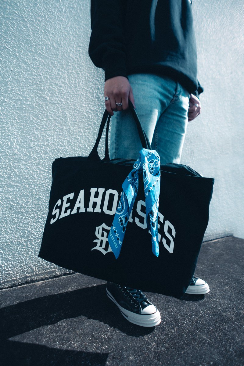 goods_seahorses's tweet photo. TAIN DOUBLE PUSHの感性で再構築した “SEAHORSES ESSENTIALS”
🔥🔥🔥 New Release🔥🔥🔥
通勤・観戦・街着・リラックスタイムまで——————
どんなシーンにも馴染む 着心地・デザイン性・遊び心 を兼ね備えたラインナップ。
#シーホース三河 #BUMP
#TainDoublePush #SEAHORSESESSENTIALS https://t.co/LACbzT1kep