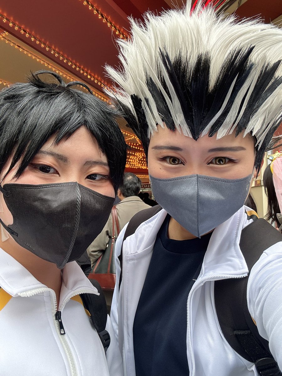 _peqch_'s tweet photo. 🦉おそくほ&amp;りだつ🦉

久しぶりのコスとユニバ🌏

本日20時頃からTikTok Liveする予定！
予定！予定！予定！予定！予定！予定！

やってたら来てね！暇ならきてね〜！

初めてのTikTok Live！！ https://t.co/rsZEek9ZEC